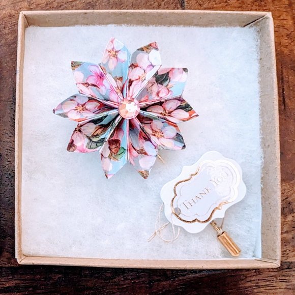 Grace Flower Lapel Pin - Picture 5 of 5